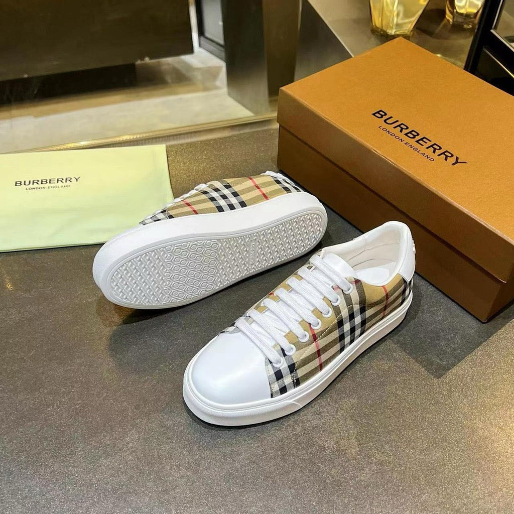 Burberry   Low-Top Sneakers Canvas Leather