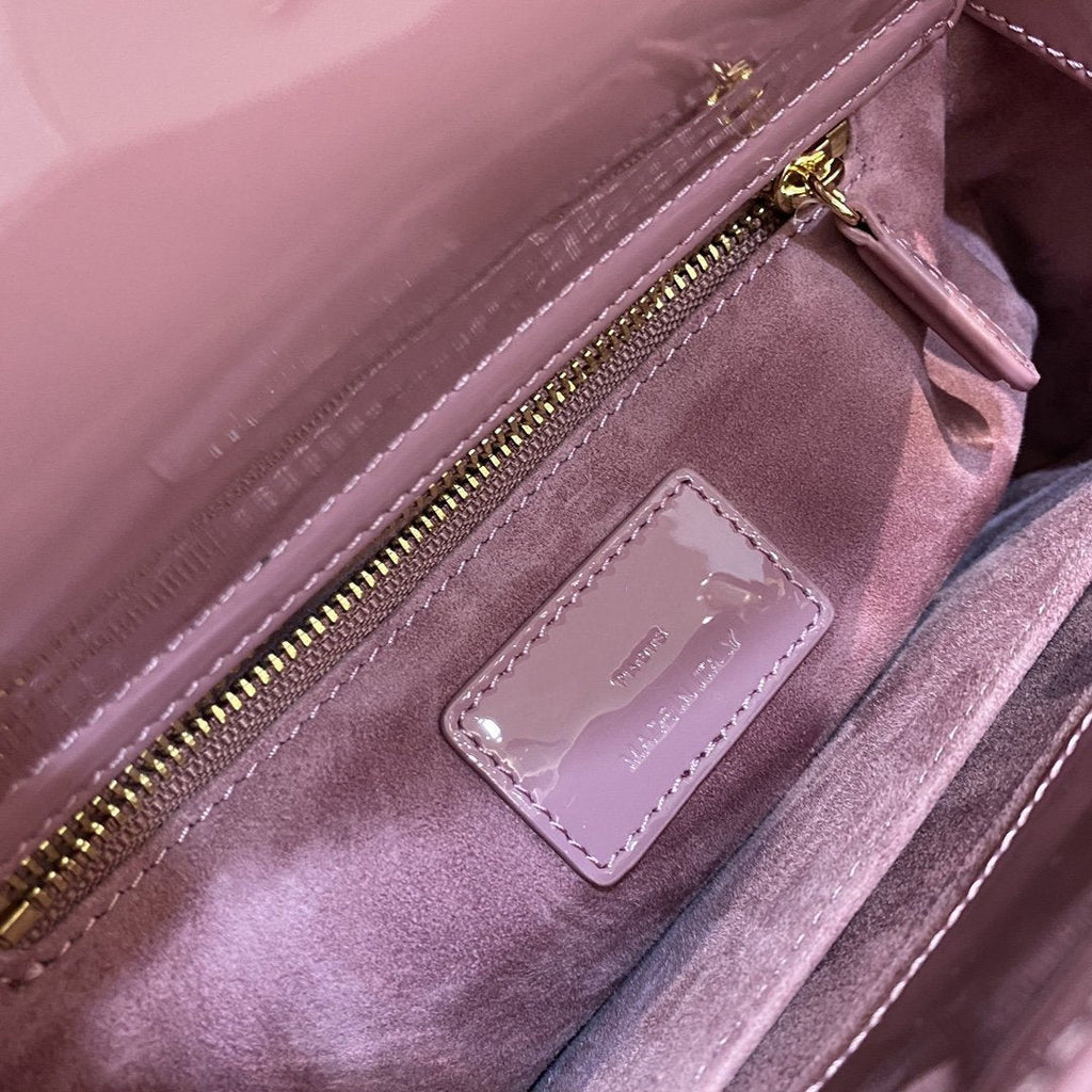 MEDIUM ULTRAMATTE BAG 20 PINK PATENT CALFSKIN
