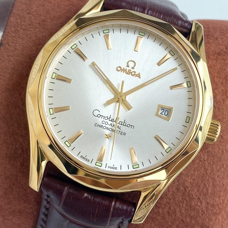 CONSTELLATION 40 GOLD CASE LEATHER STRAP