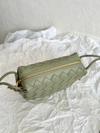 BV LOOP MINI 17CM KHAKI CALFSKIN