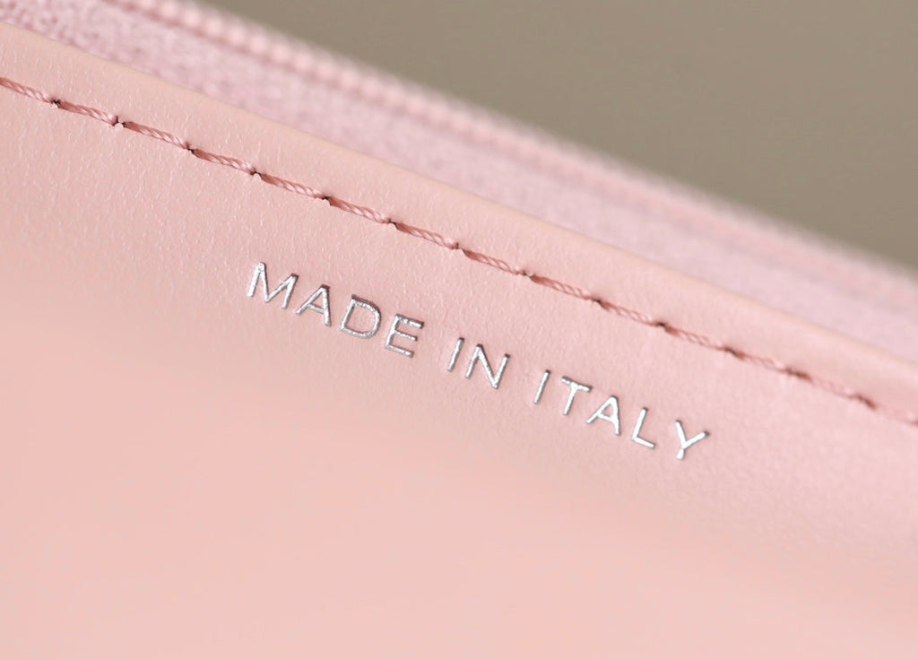 CC WOC 19 PINK LAMBSKIN SILVER HARDWARE