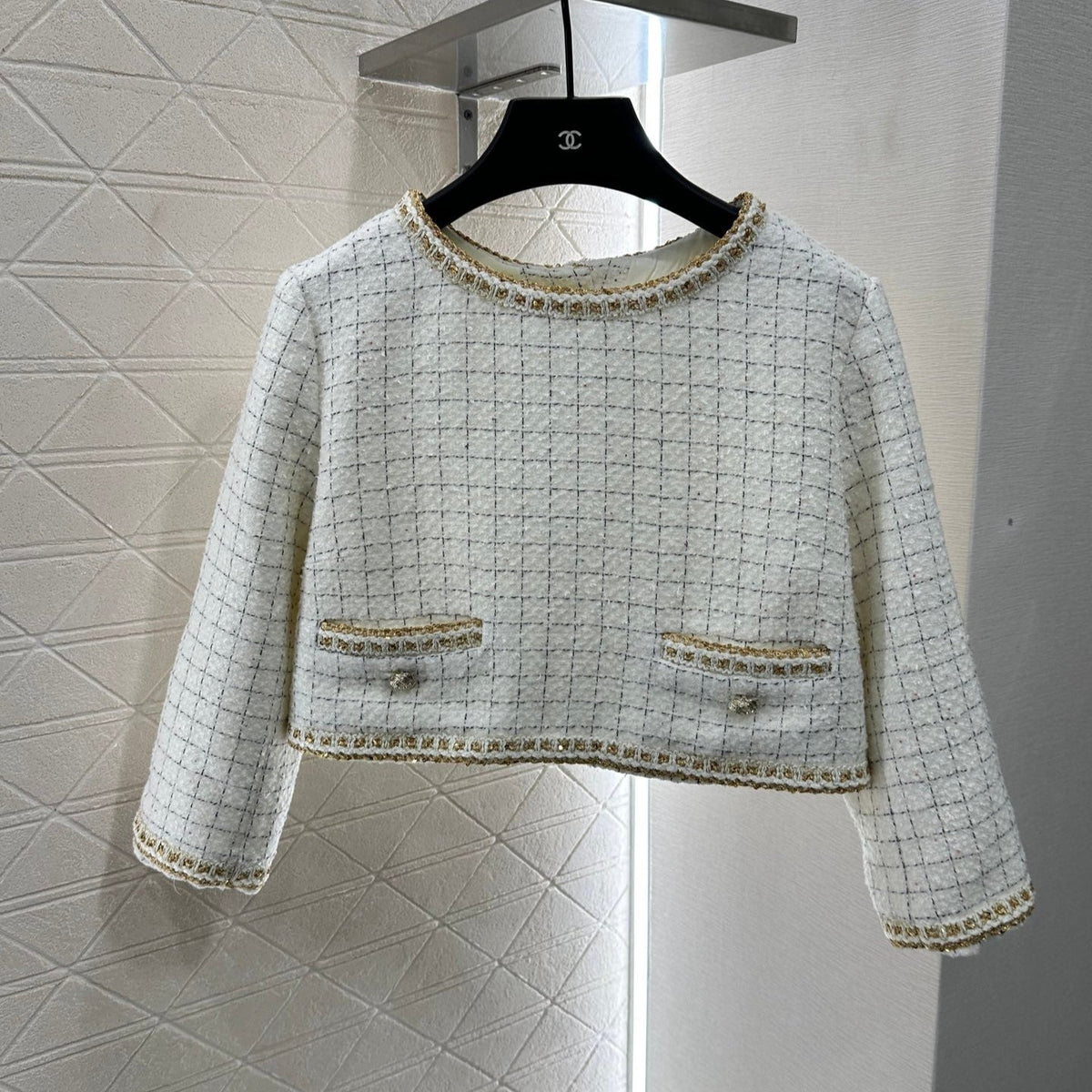 CHANEL BUTTON-BACK DRESS TOP STYLE 286