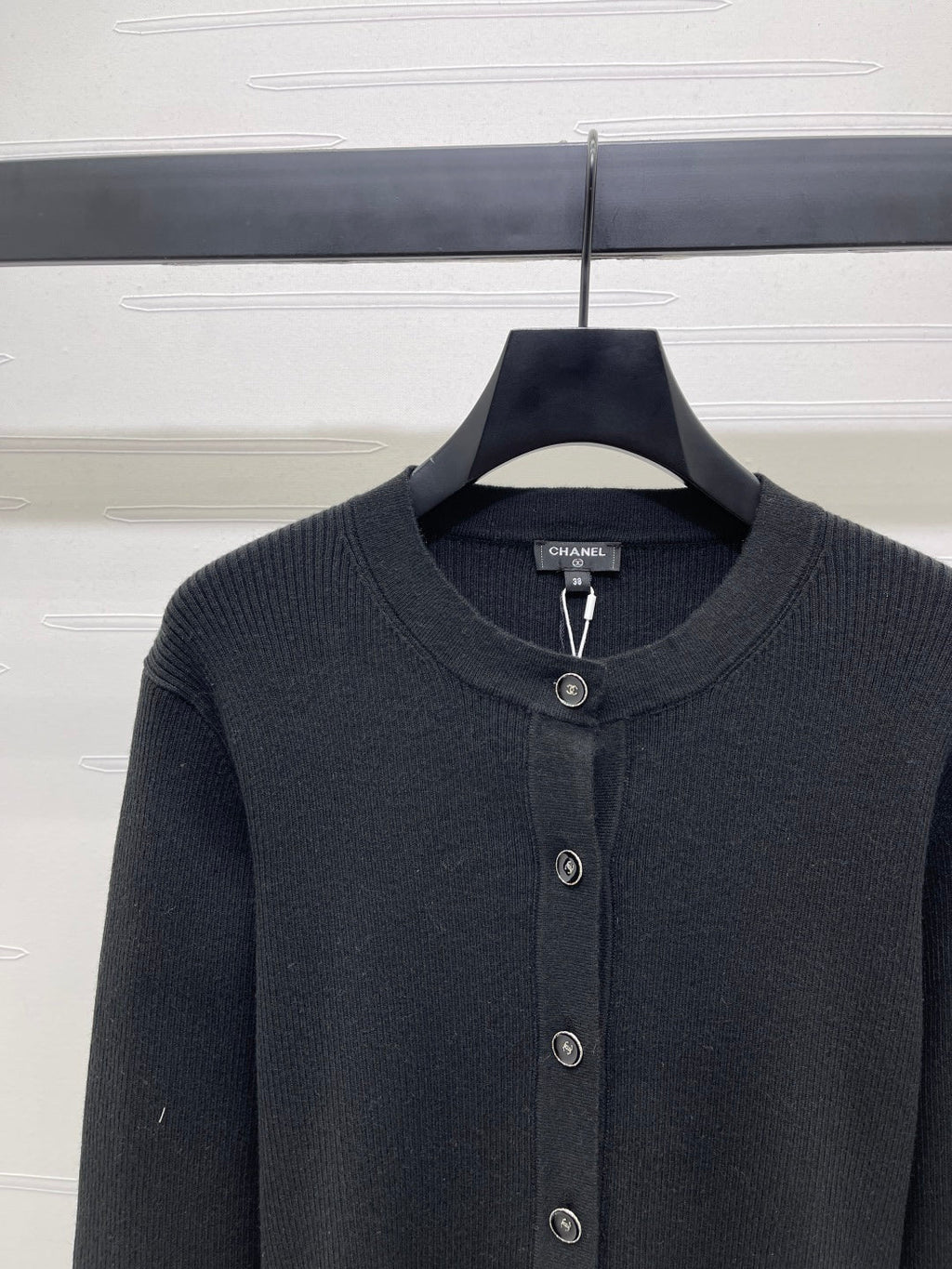 CHANEL WOOL LONG SLEEVE CARDIGAN STYLE 281
