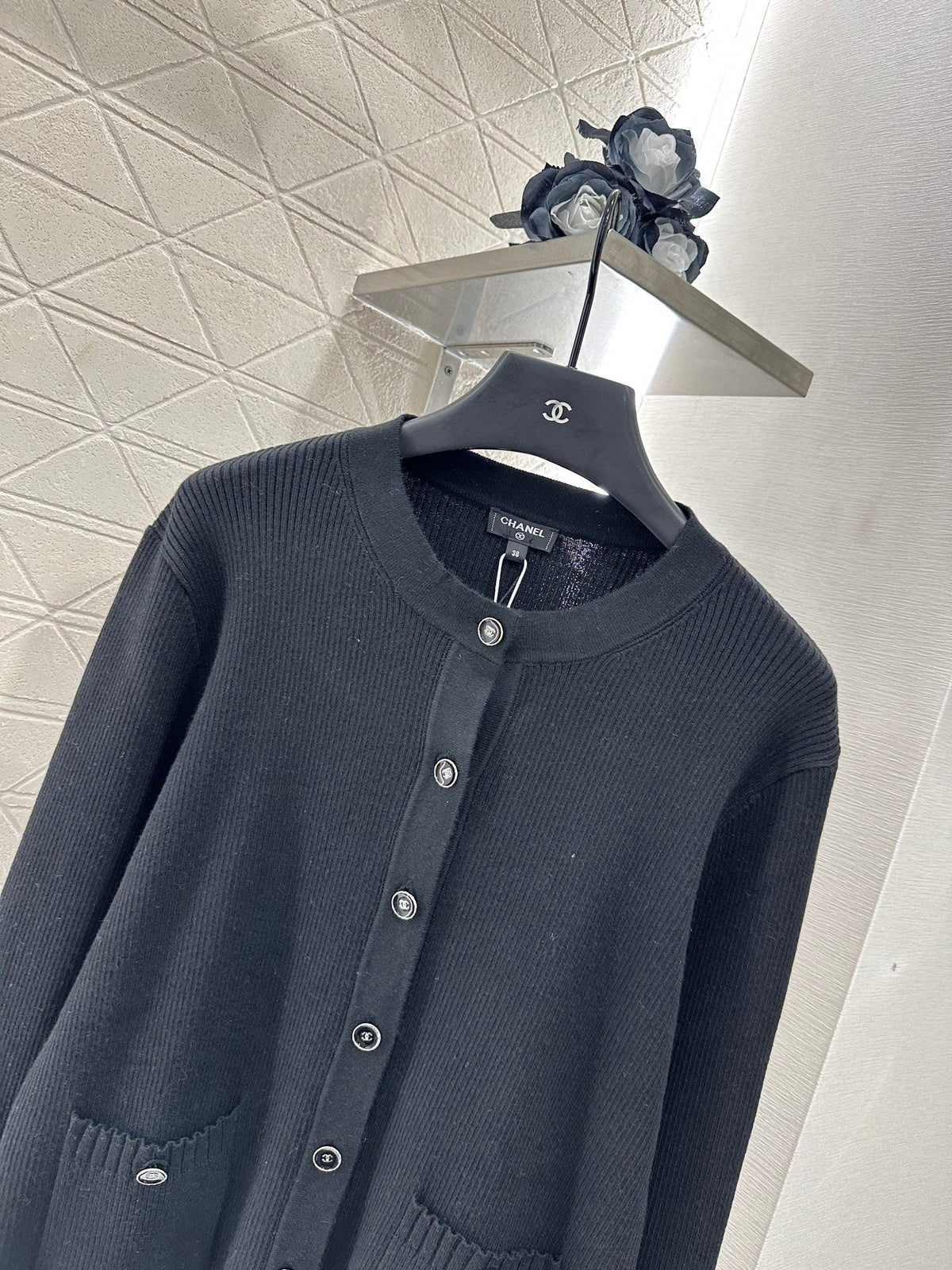 CHANEL WOOL CARDIGAN STYLE 272