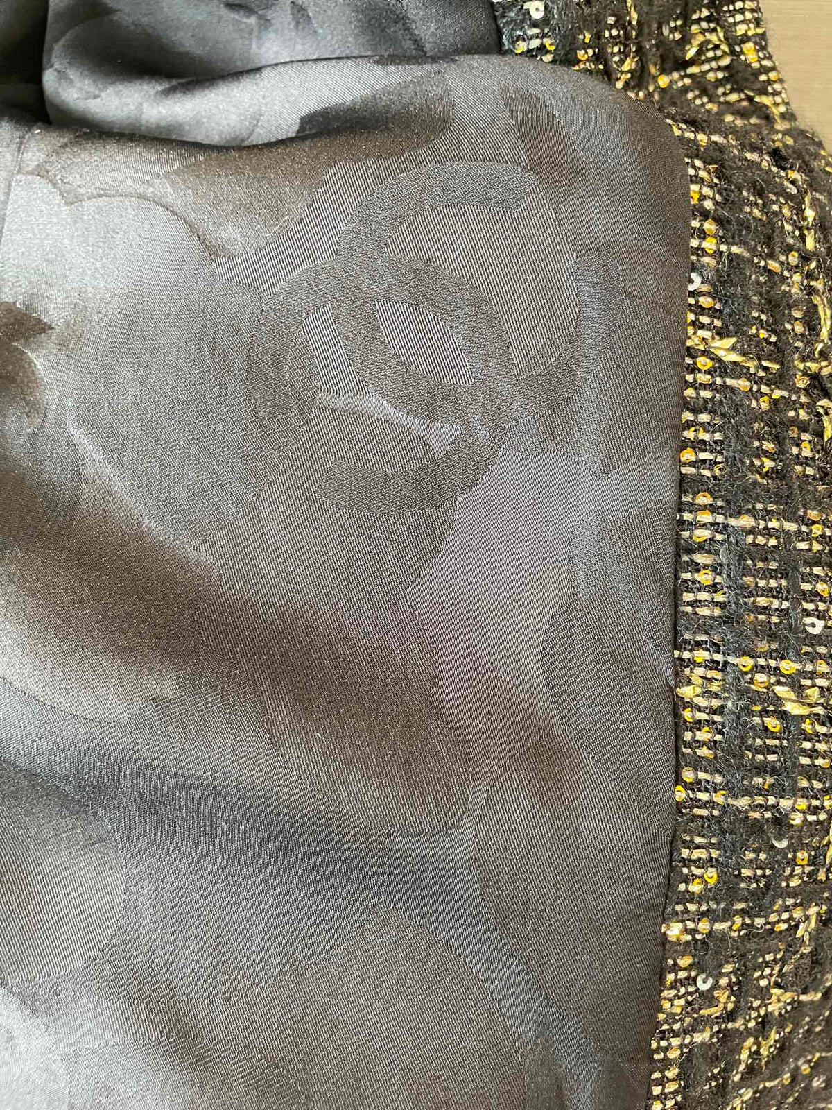 CHANEL WOOL JACKET STYLE 269