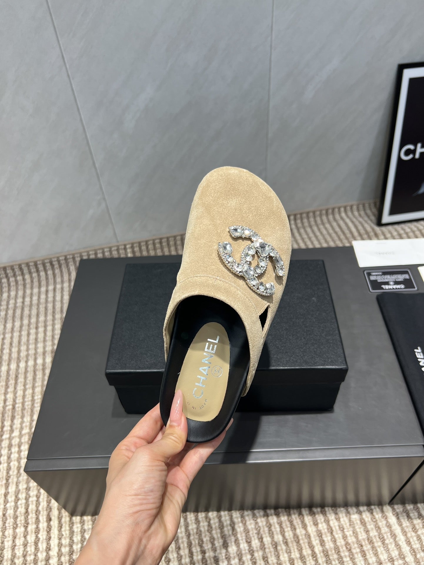 CC 25S Birkenstock Thick-Sole Loafers in Beige Velvet 442542