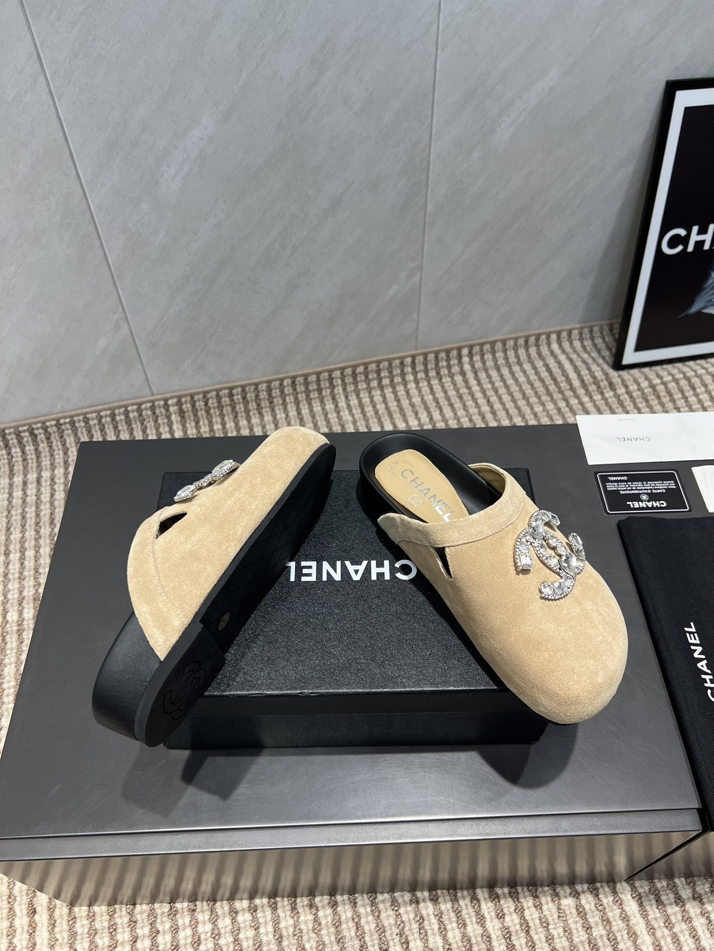 CC 25S Birkenstock Thick-Sole Loafers in Beige Velvet 442542