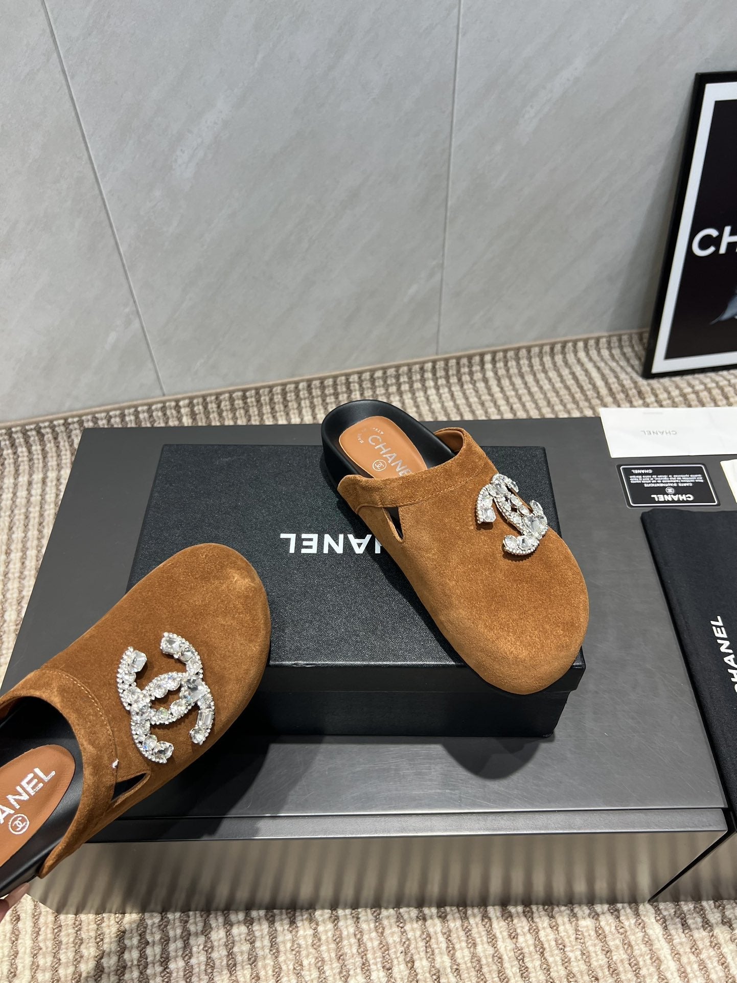 CC 25S Birkenstock Thick-Sole Loafers in Brown Velvet 442541