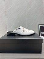 CC 25S Round Toe Chain Loafer Half Slippers in White Cowhide 442535