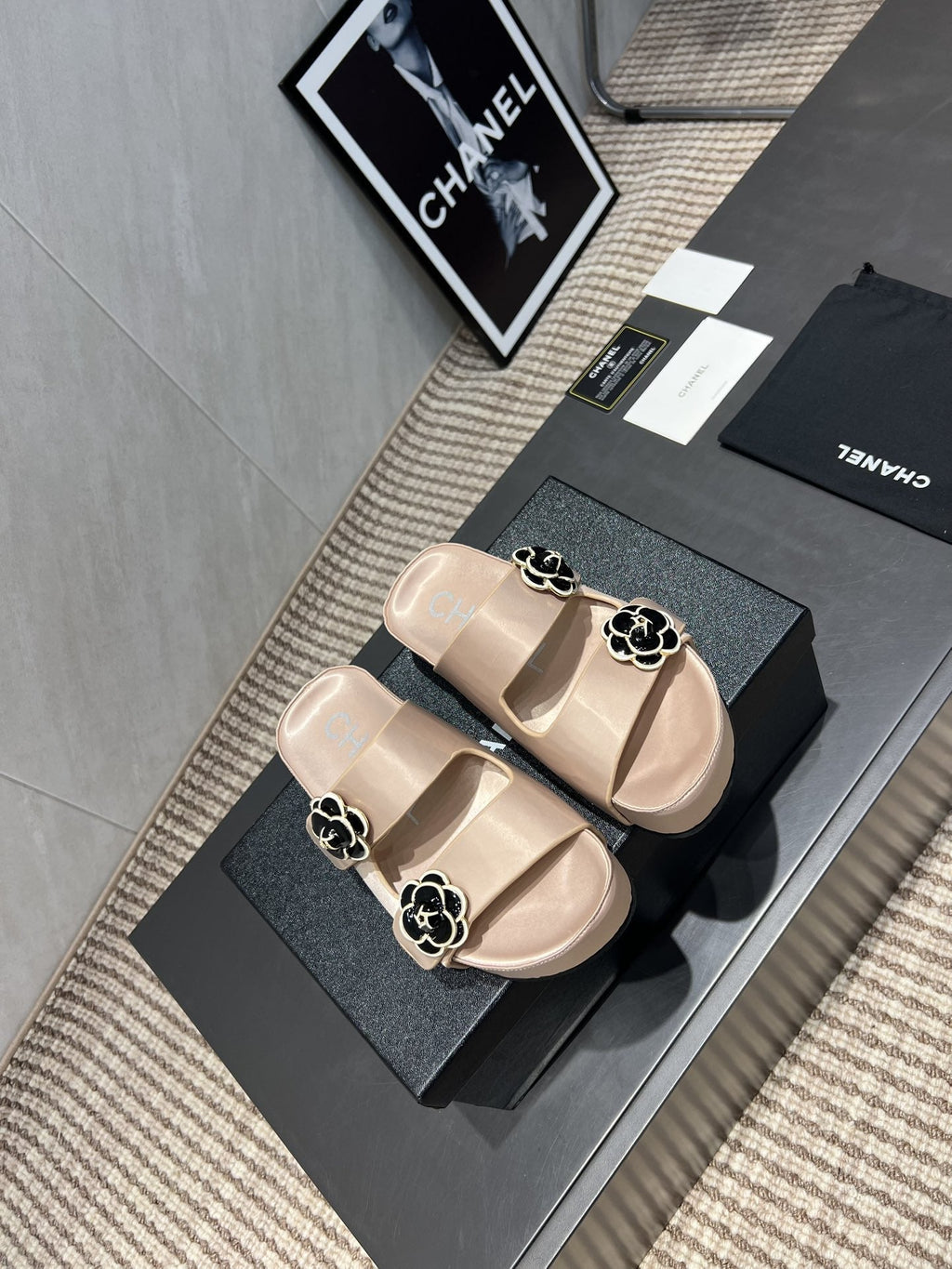 CC 25SS Flower Buckle Platform Beach Slides in Nude High-Mercerized Sardine