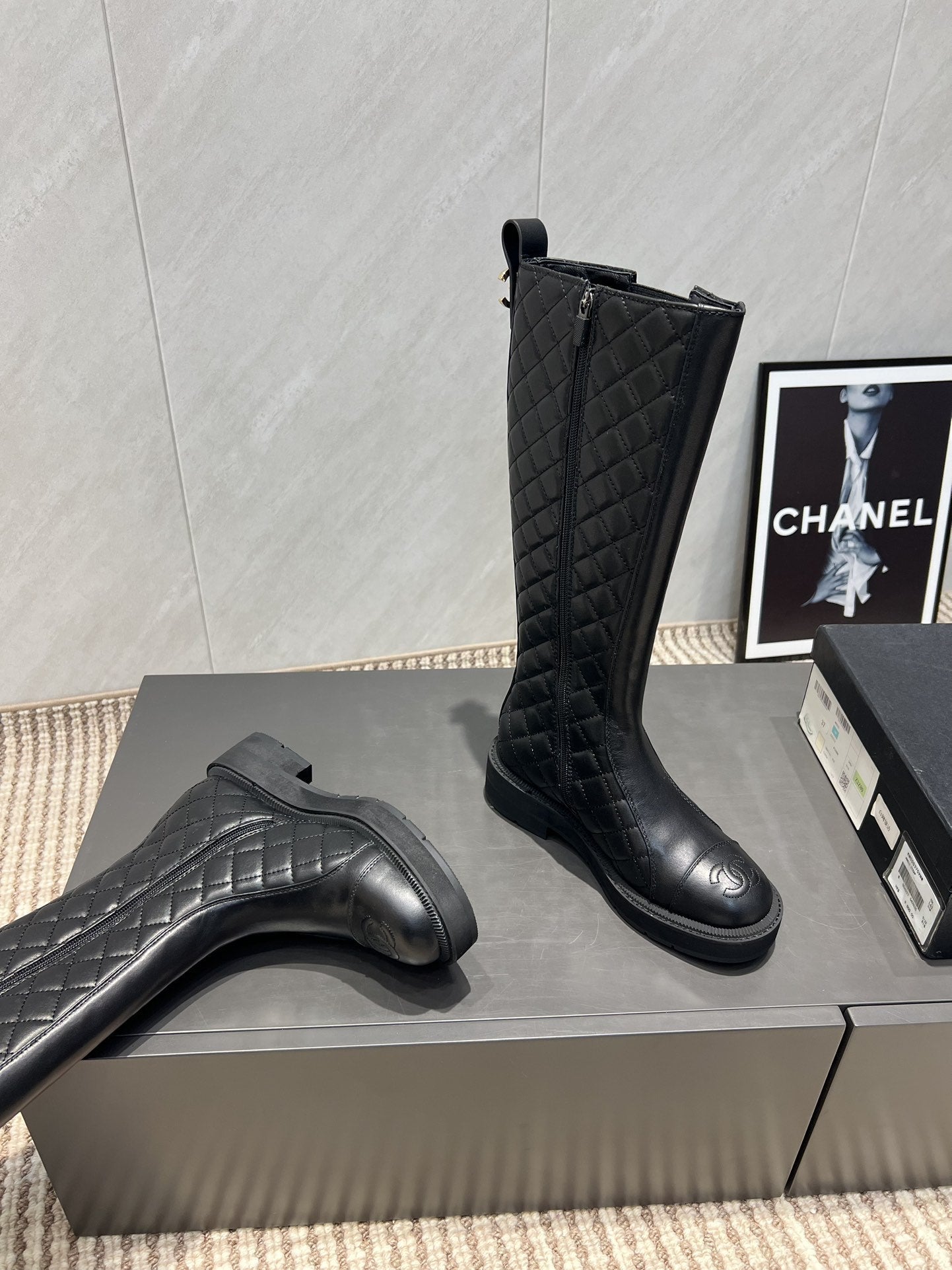 CC 25S Round Toe Mid-Heel Zippered High Boots in Black Cowhide and Embroidered Latticework 442493