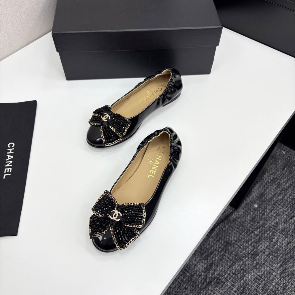 CC 25s Coco Beach Ballet Flats Glossy Black Sheepskin 331786