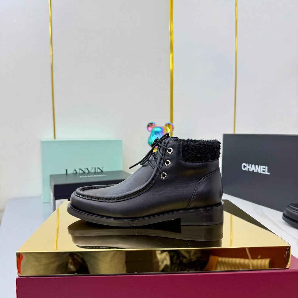 CC 25 Ankle Boots Black Cowhide and Tweed 454711