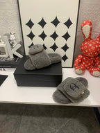 CC 25s Logo Slippers Gray Shearling 455073