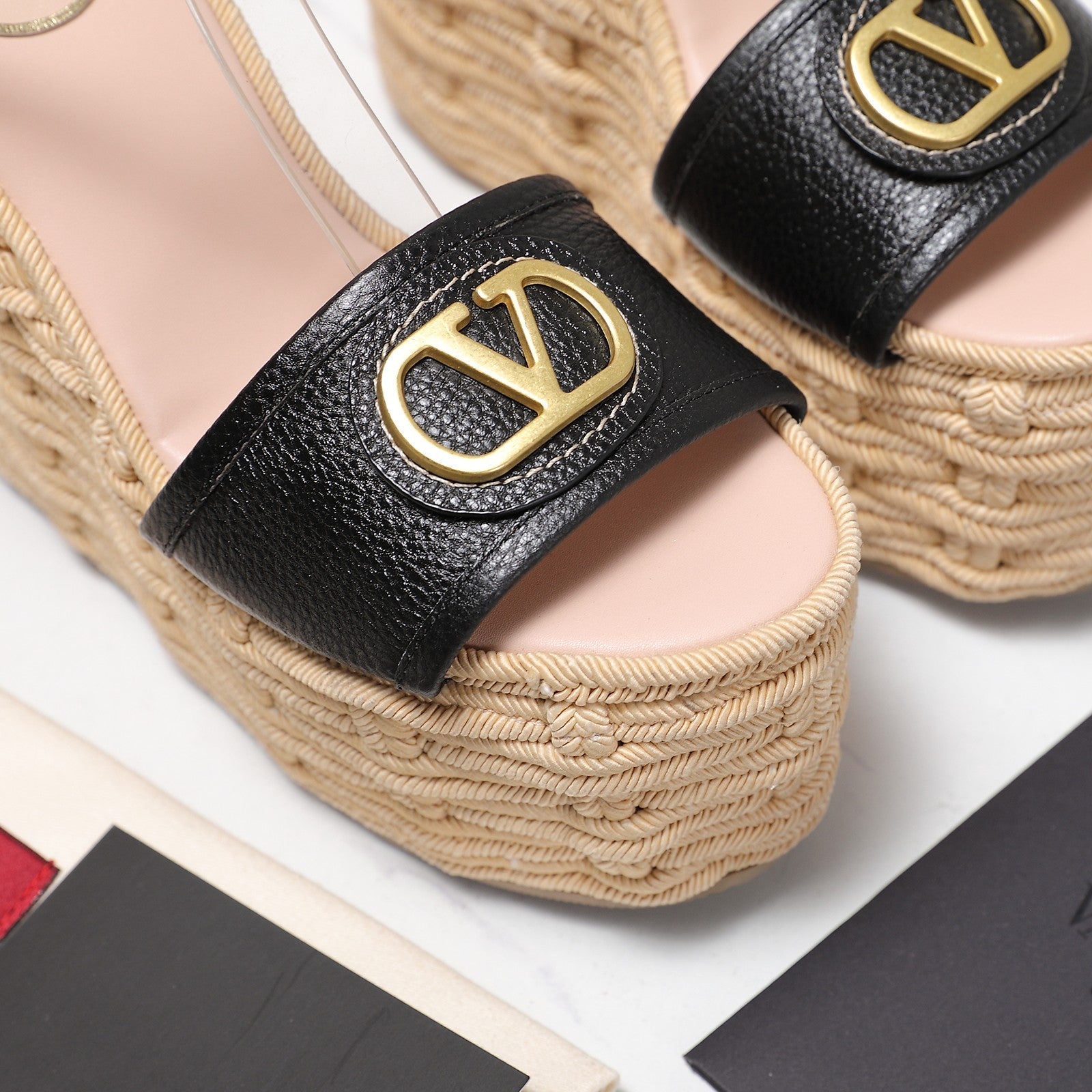 VL Flatform Sandal 15mm In Black Cowhide GHW 456390