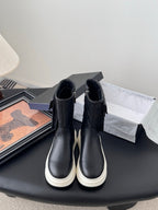 CC 25K Backpack Bucklet Boots Black Sheepskin 458710