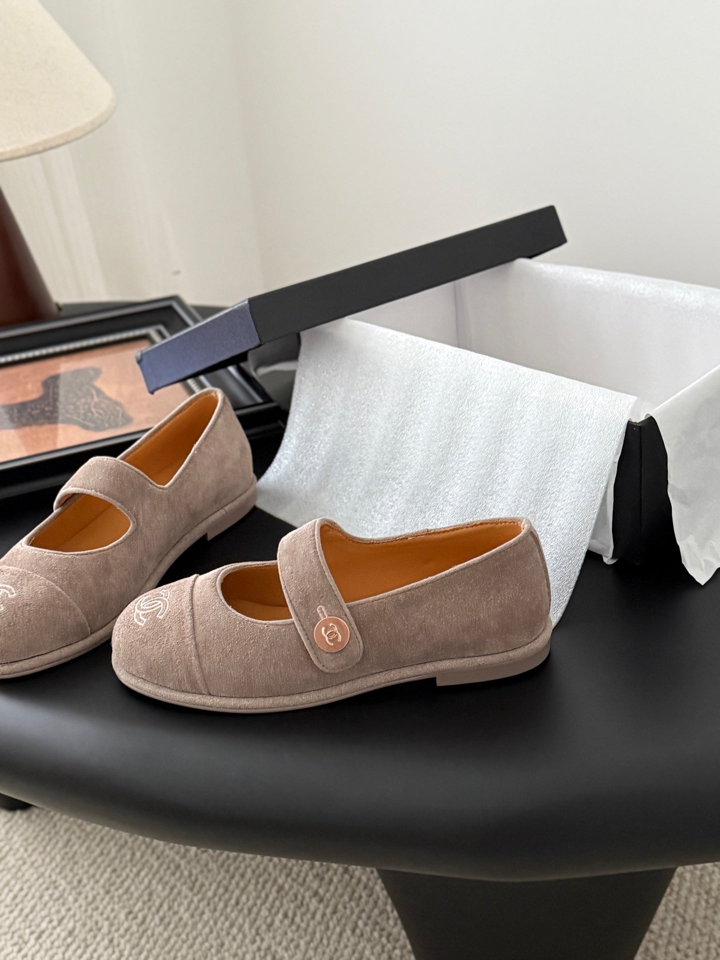 CC 25K Mary Jane Flats Pinky Beige Suede 458759