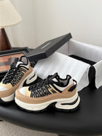 CC 25C New Silver Horn King Sports Sneakers 458694