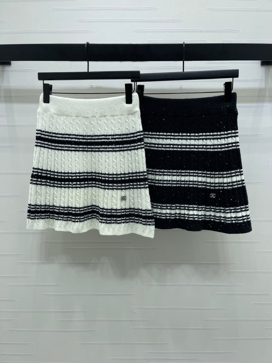 CC 25 Striped Knit Skirt White Wool