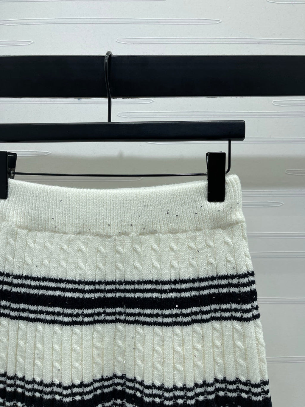 CC 25 Striped Knit Skirt White Wool