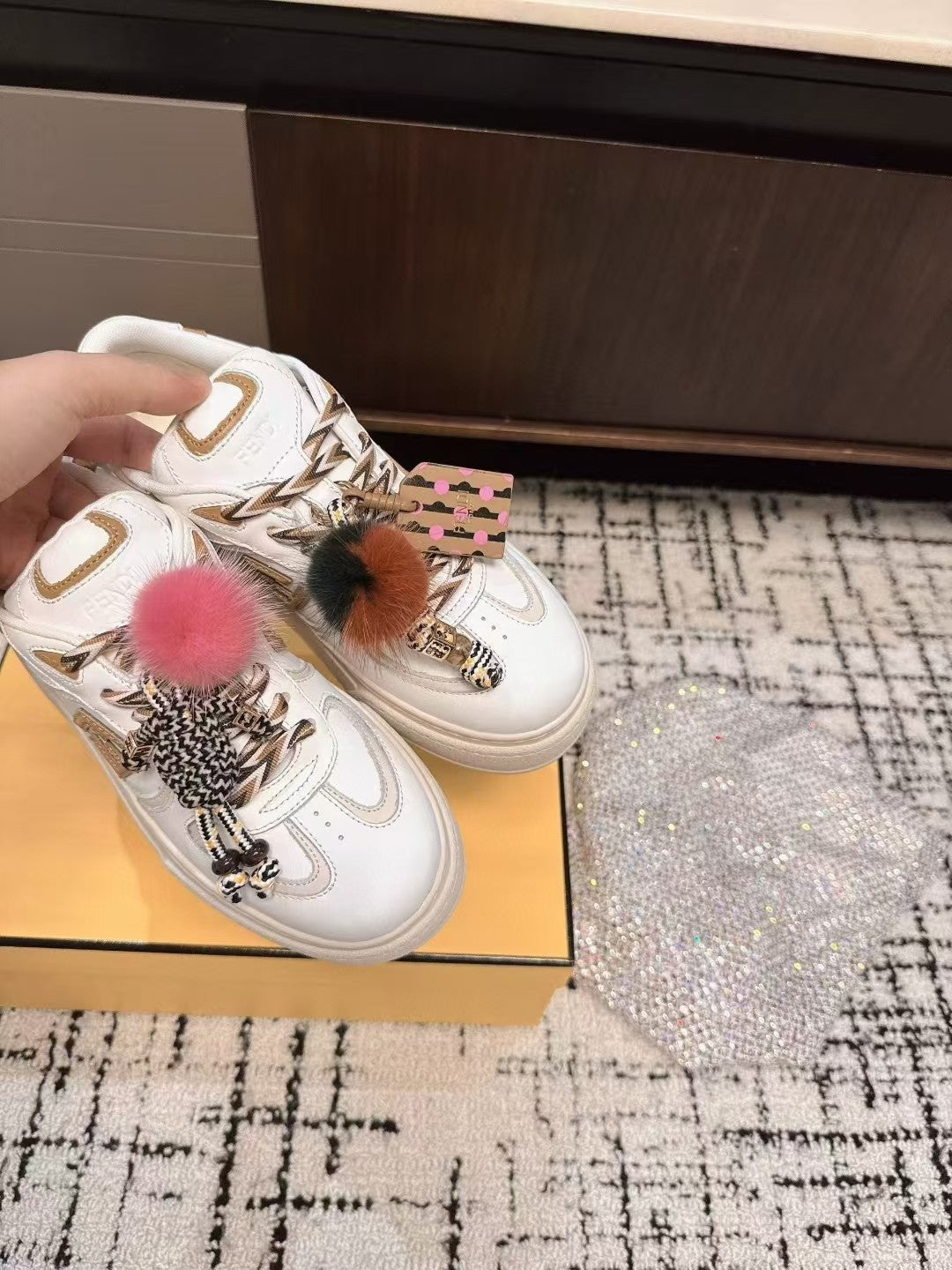 Fendi 25ss Thick-Sole Match Sneakers White Cowhide 470468