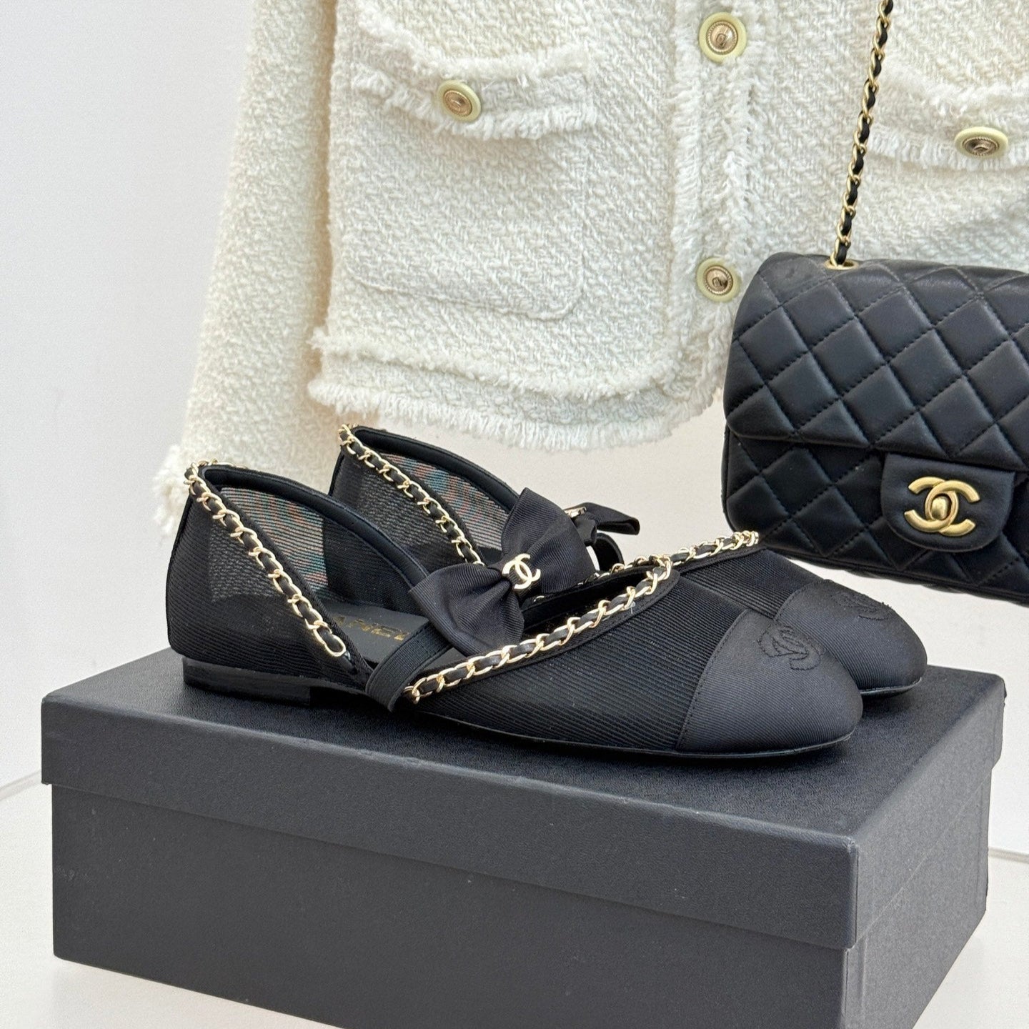 CC 25P Hollow Chain Bow Mary Janes Black Mesh 473301