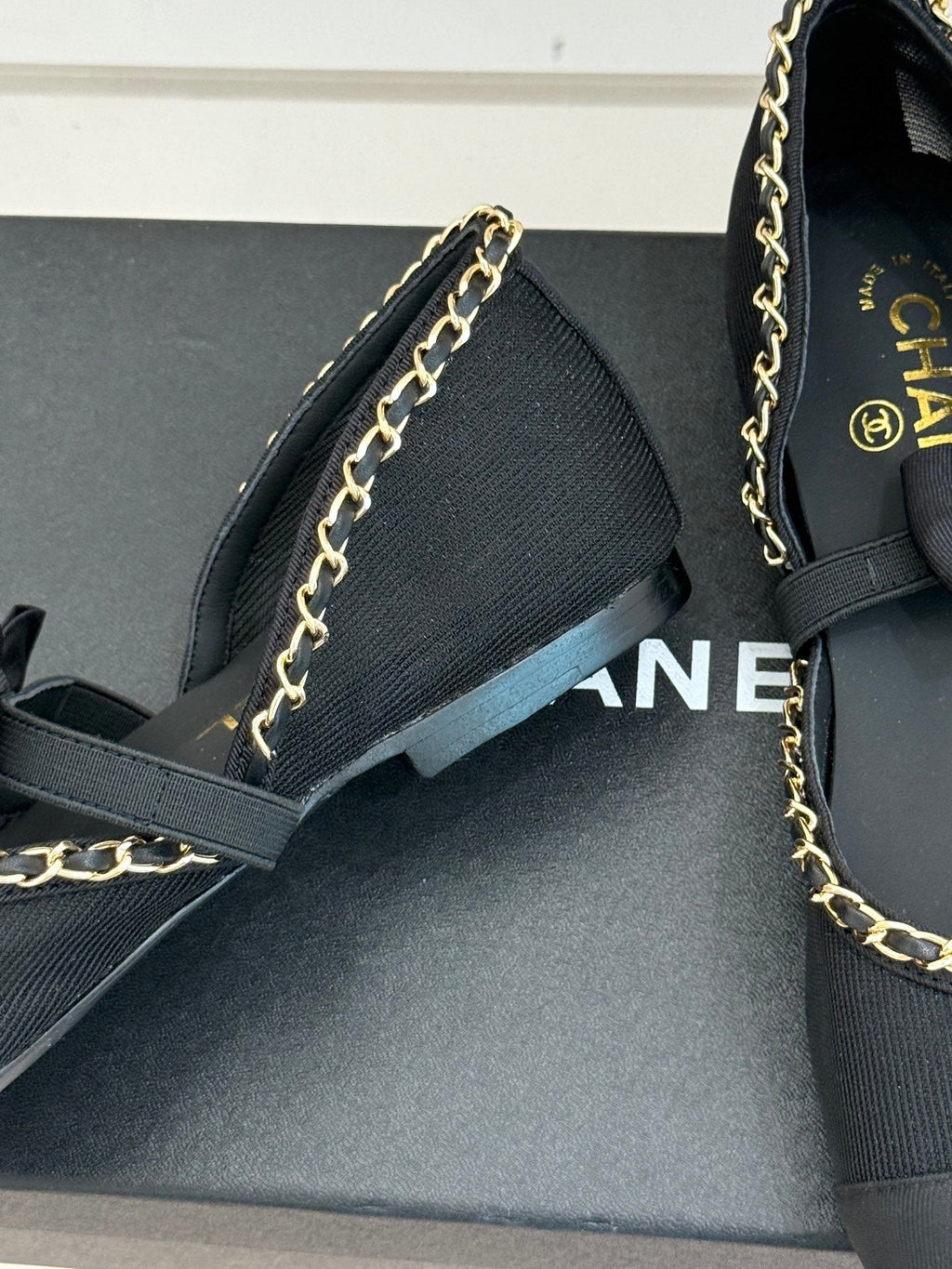 CC 25P Hollow Chain Bow Mary Janes Black Mesh 473301