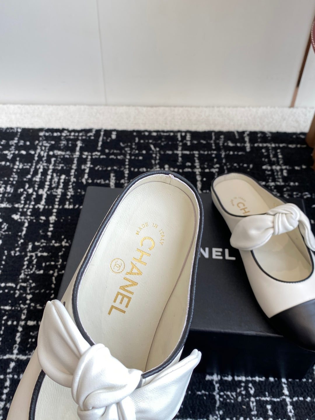 CC 25SS Mary Jane Slippers White Sheepskin 473428