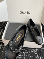 CC 25SS Embroidered Double C logo Mary Janes Black Sheepskin 473427
