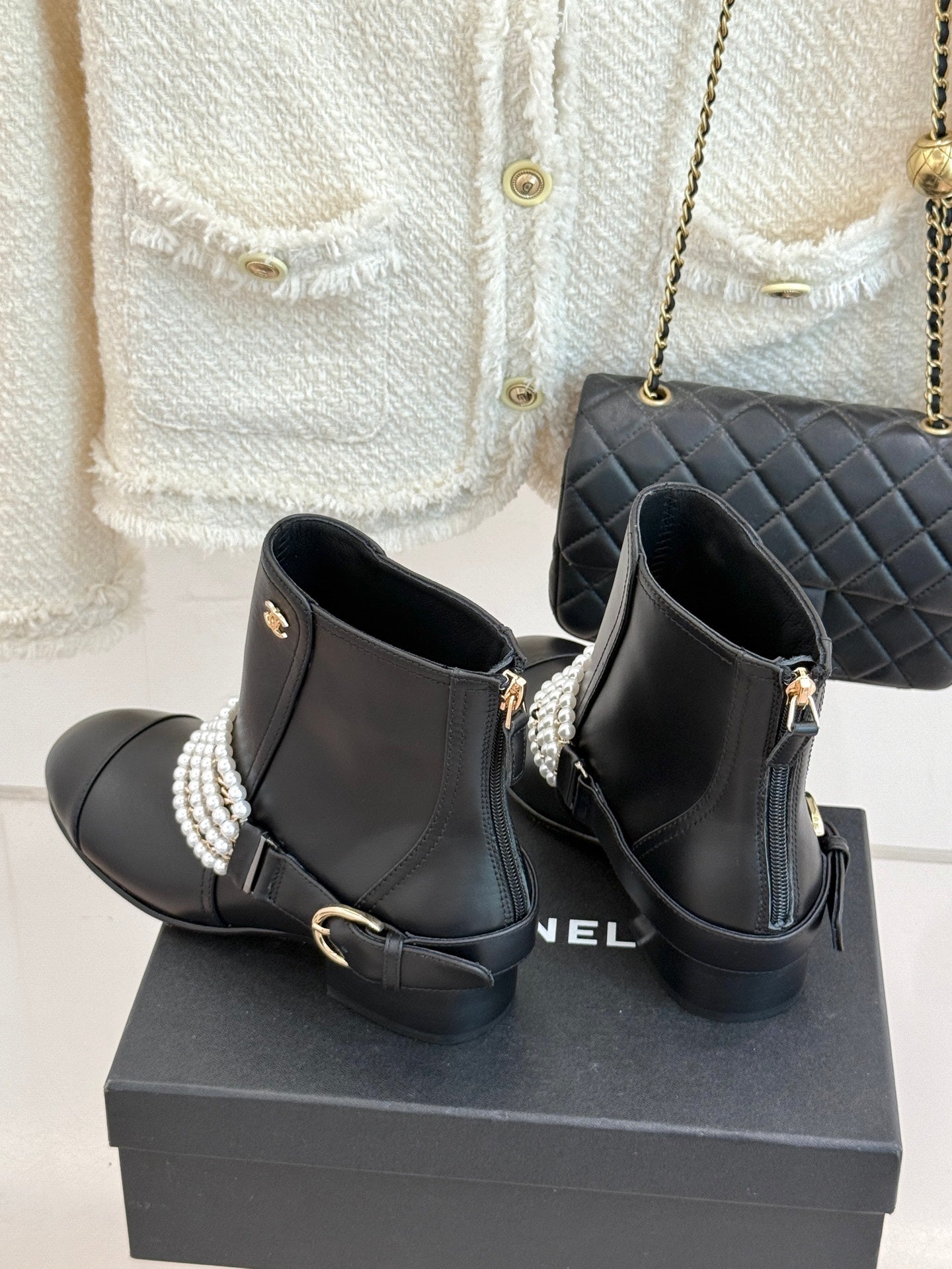 CC Classic Pearl Chain Colorblock Block Heel Ankle Boots Black Lambskin 473319