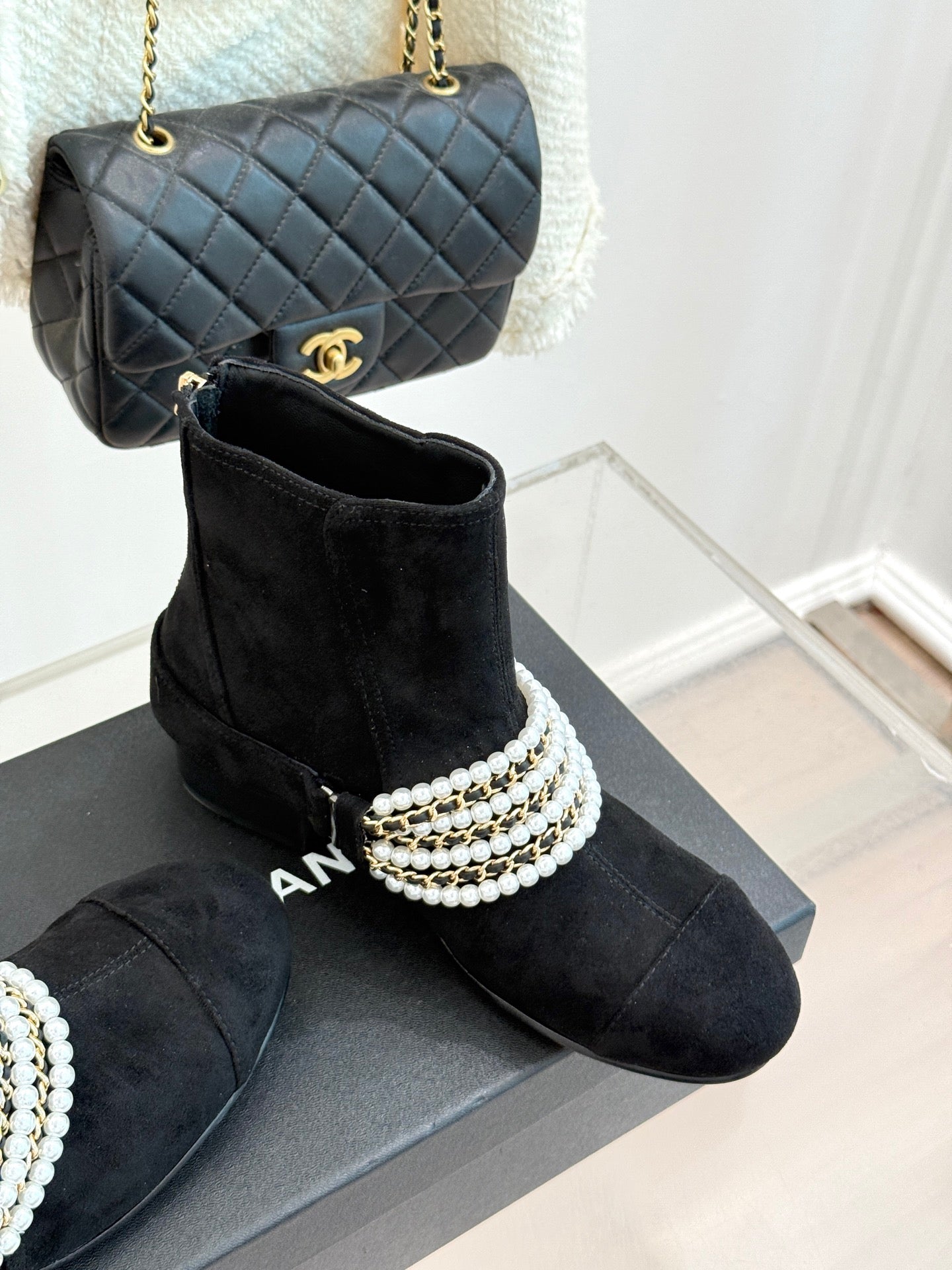 CC Classic Pearl Chain Colorblock Block Heel Ankle Boots Black Suede 473317