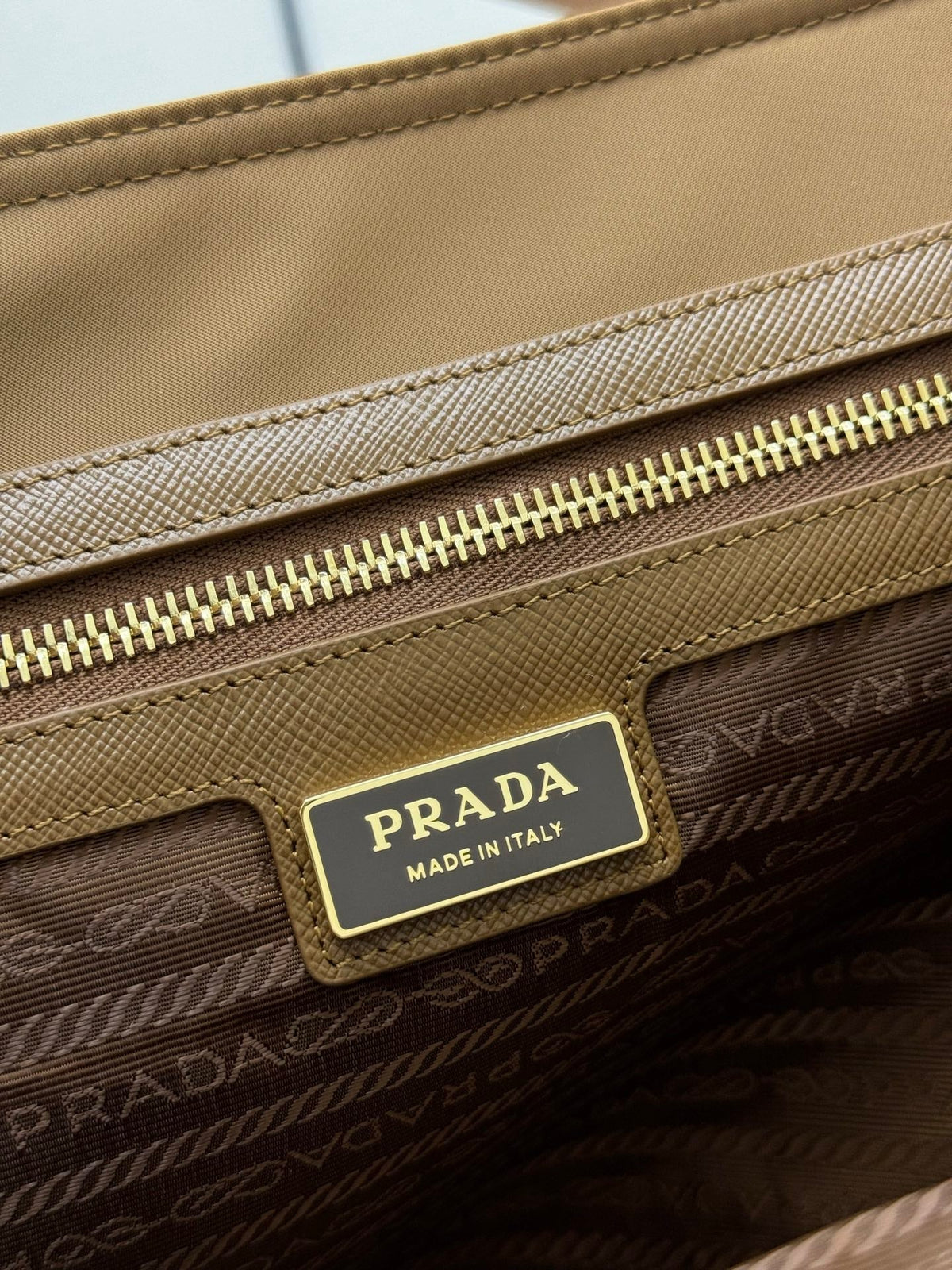 Pra Medium 1BG555 Tote Bag Brown Nylon 267451
