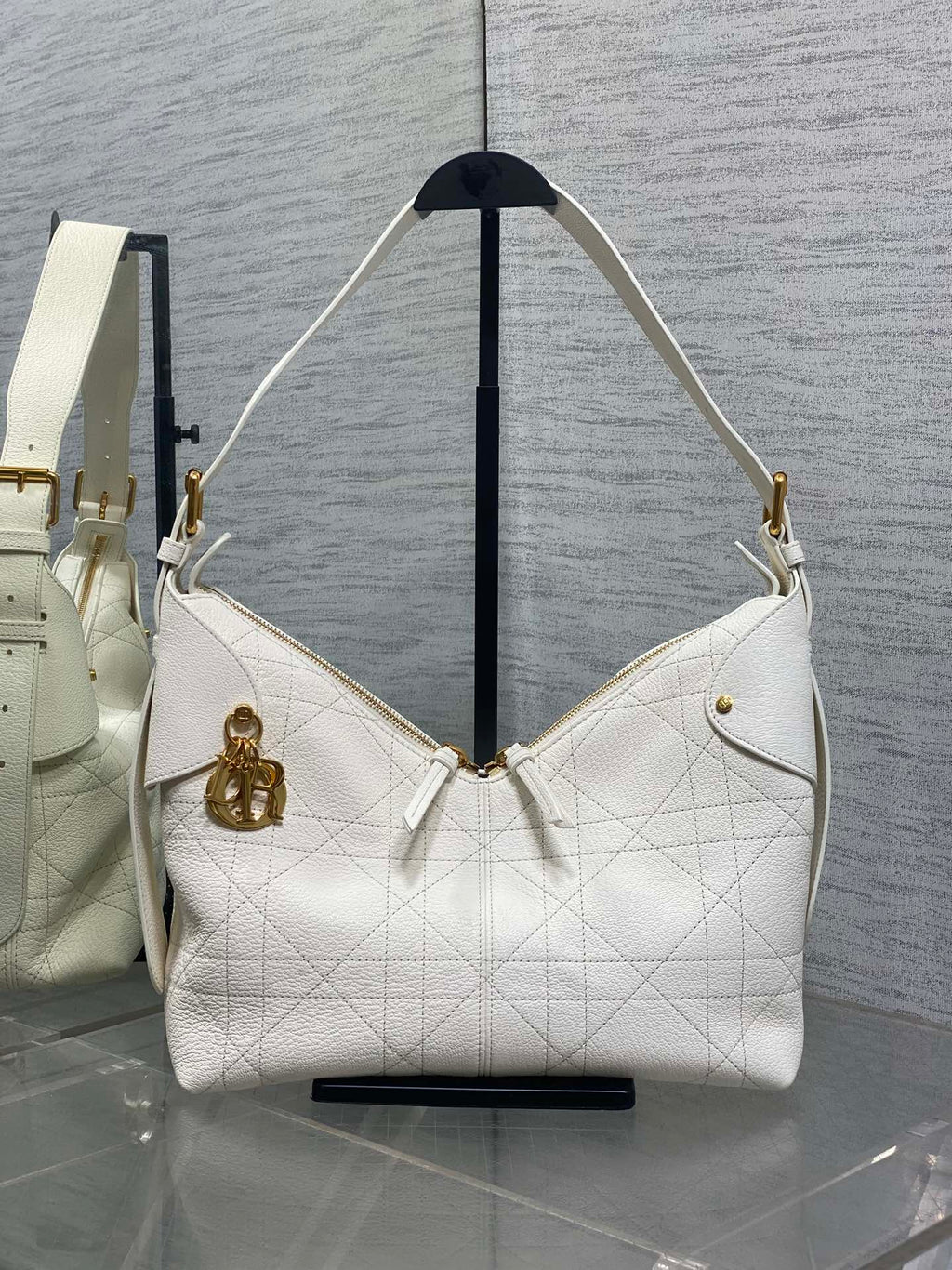 CD VOYAGE Handbag 28cm White Cowhide