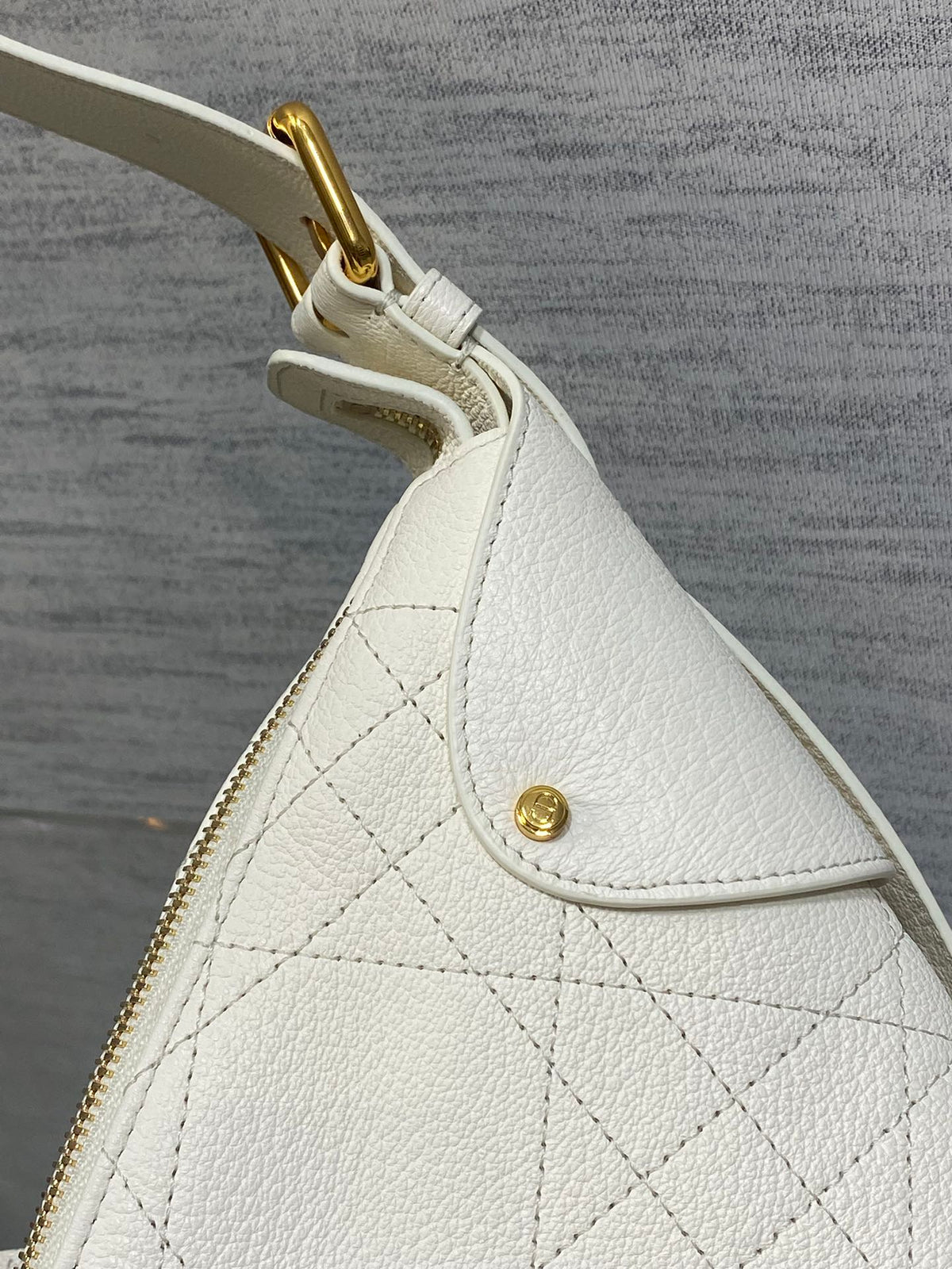CD VOYAGE Handbag 28cm White Cowhide