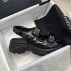CC 25B Thick-Sole Casual Sandals with Velcro Black Leather 489312