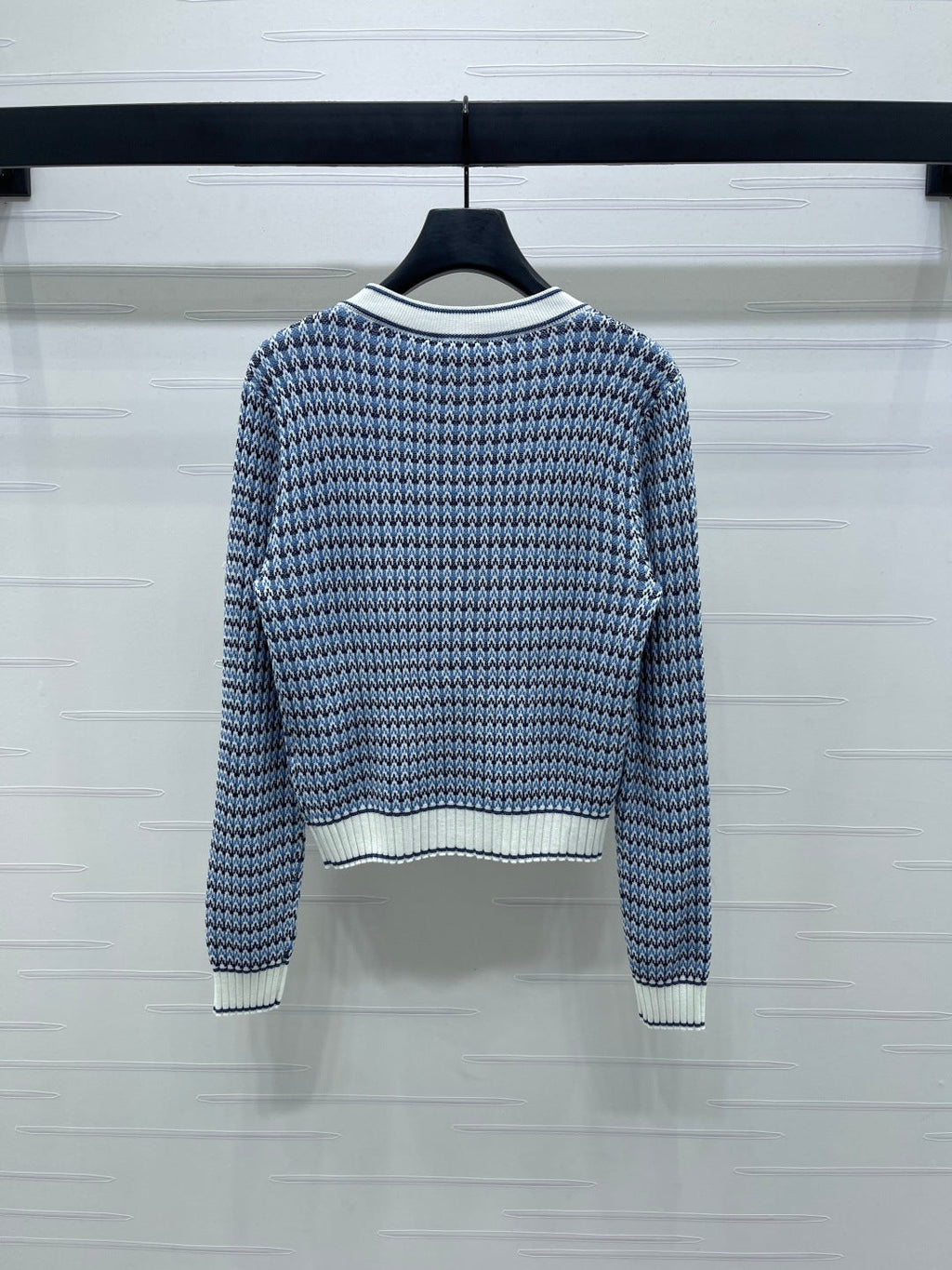CC 25 Round Neck Knitted Wool Long-Sleeved Blue Cardigan