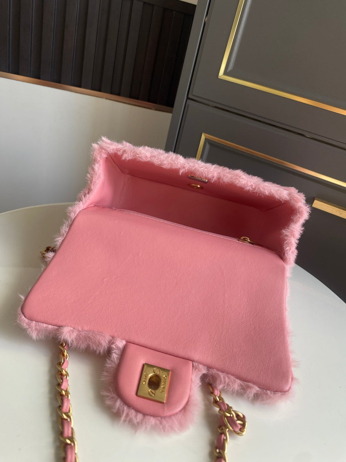 Mini CF 25 Flap Bag Pink Shearling