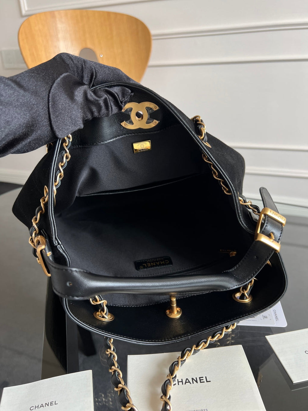 CC 25A Tote Bag Black Suede Black Calfskin