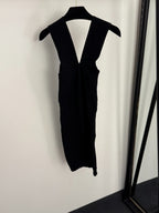 CC Patch Deep V-neck Hip-hugging Knitted Suspender Dress
