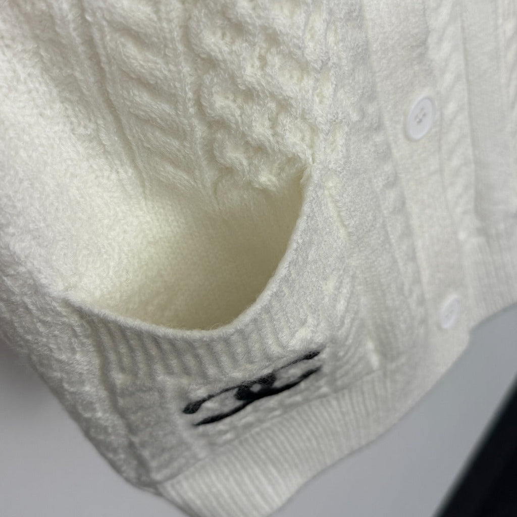 CC Double-Pocket Long-sleeved Cable-knit Cardigan