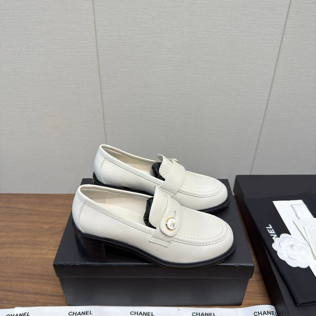 CC 25K Logo Button Loafers 35mm High Heel White Calfskin 517626