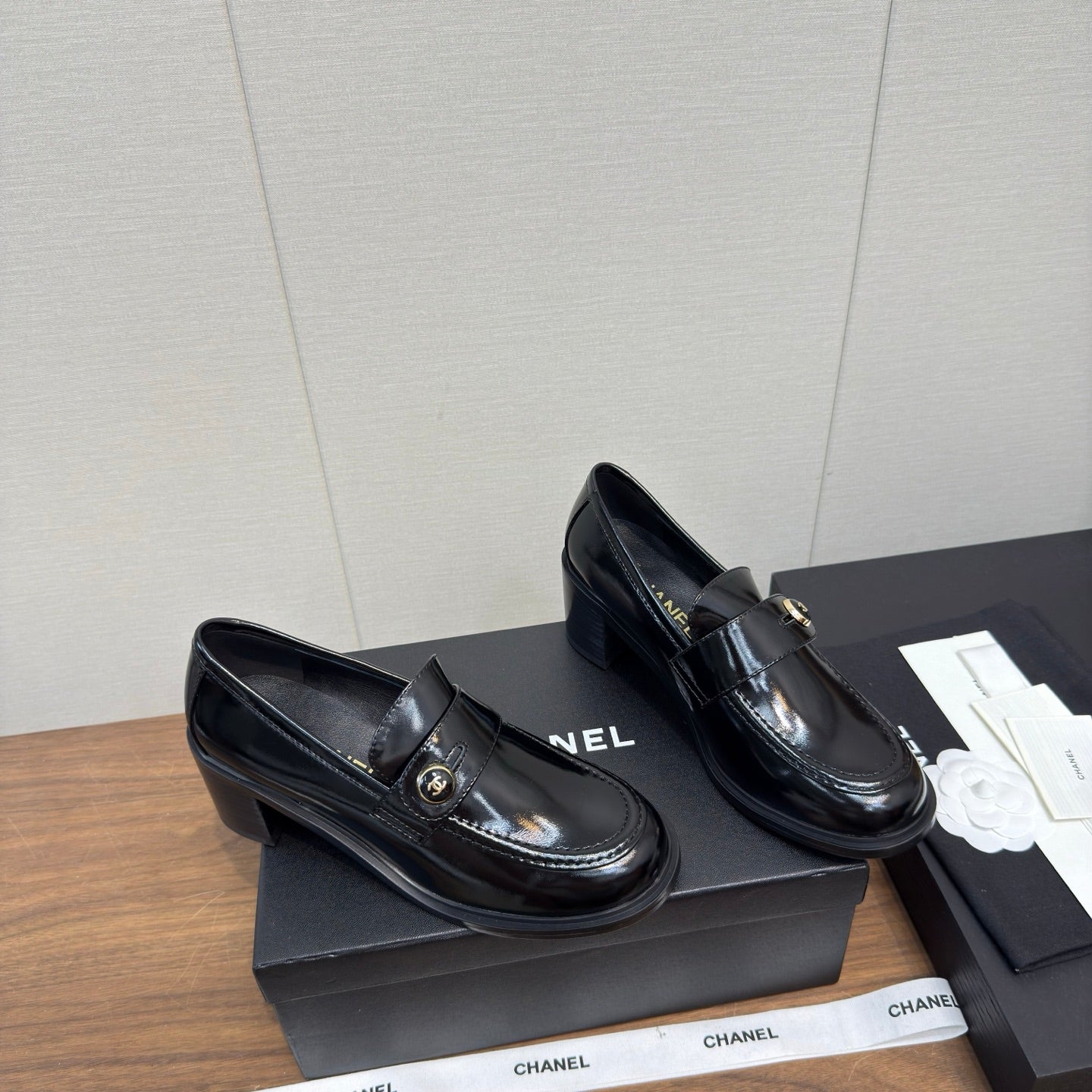 CC 25K Logo Button Loafers 35mm High Heel Shiny Black Calfskin 517625