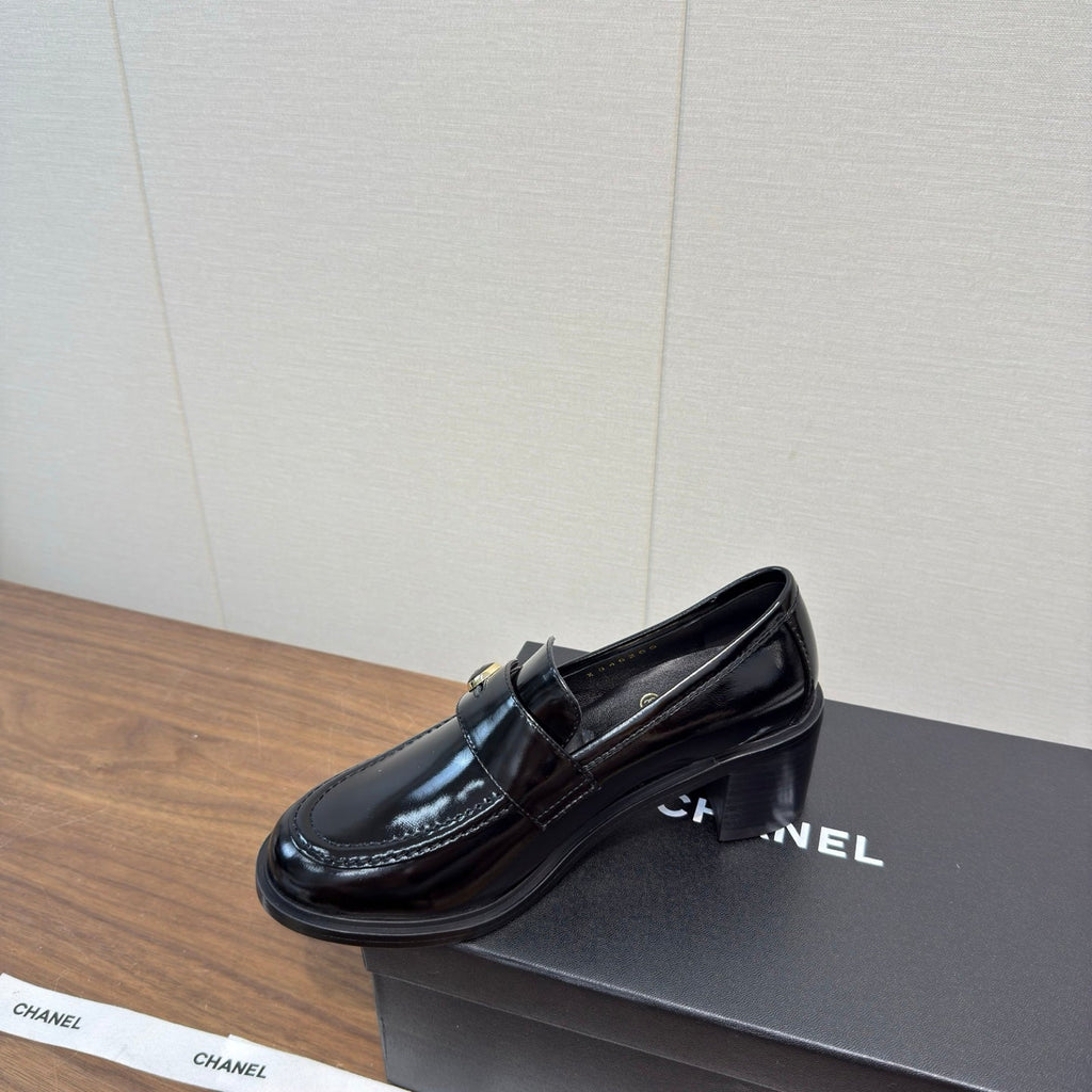 CC 25K Logo Button Loafers 35mm High Heel Shiny Black Calfskin 517625