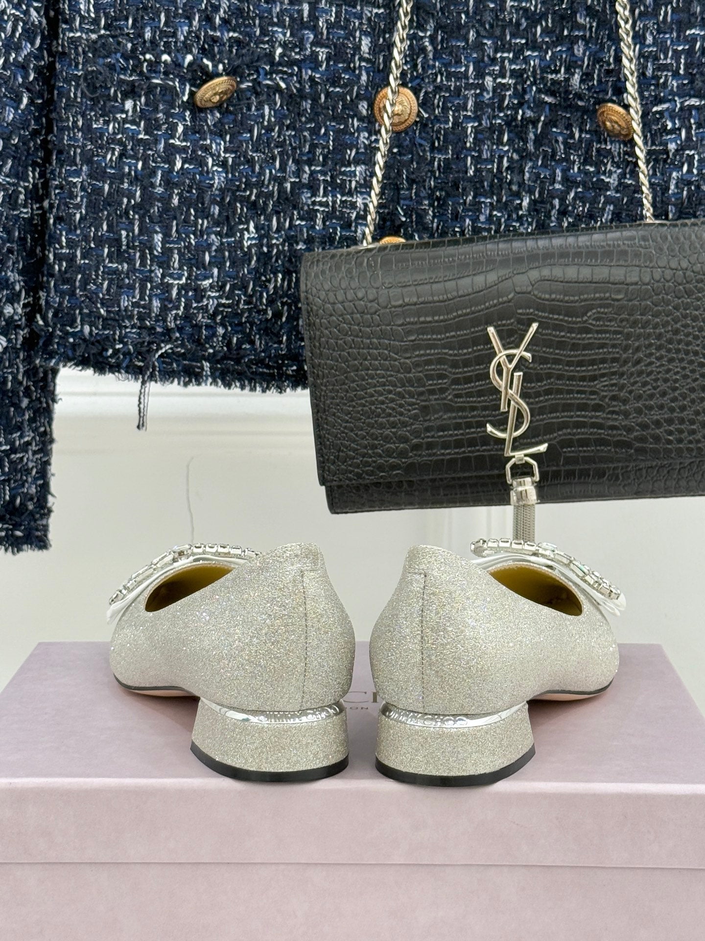 Jimmy Choo 26WF Pointed Toe Rhinestone Bow Chunky Heel Silver Sheepskin 573543