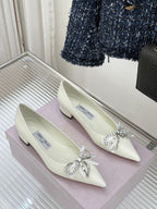 Jimmy Choo 26WF Pointed Toe Rhinestone Bow Chunky Heel White  Sheepskin 573542