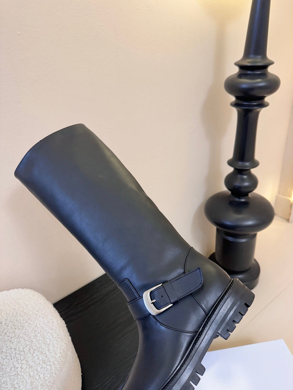 Maison Margiel 25AW New Split-Toe Rider Black Boots Sheepskin 580424