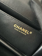 Chanel   Crocodile-embossed Black Clutch Bag Cowhide 275840