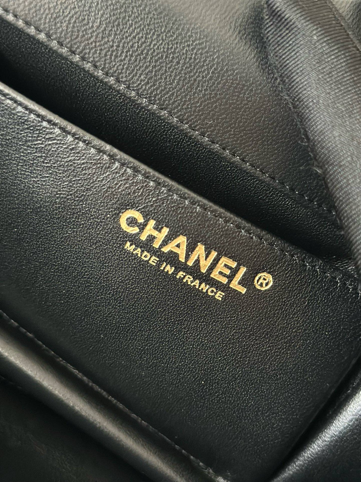 Chanel   Crocodile-embossed Black Clutch Bag Cowhide 275840