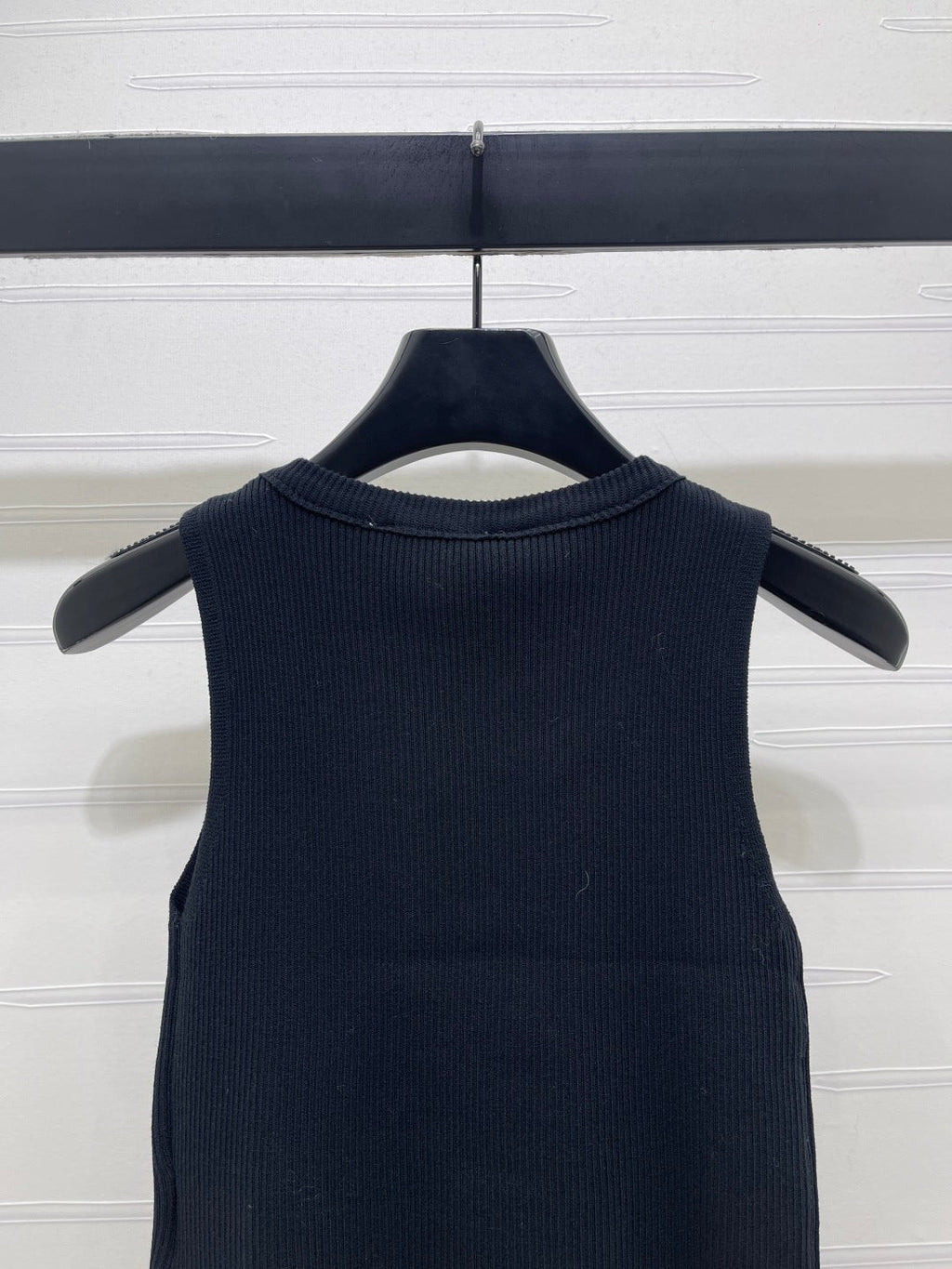 CHANEL 26 CHAIN KNIT VEST WHITE WOOL 335390