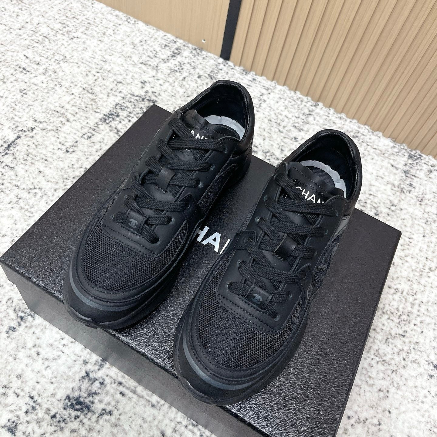 Chanel 26SS New Casual Black Sneakers in Cowhide with Mesh Cloth 591413